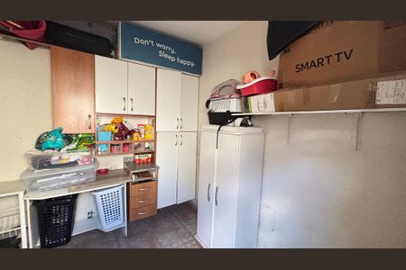 Casa à venda com 200m², 3 quartos e 2 vagasQuarto de Serviço