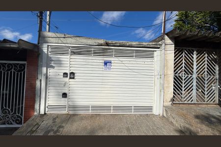 Casa à venda com 200m², 3 quartos e 2 vagasFachada