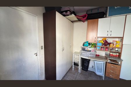 Casa à venda com 200m², 3 quartos e 2 vagasQuarto de Serviço