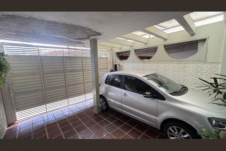 Casa à venda com 200m², 3 quartos e 2 vagasGaragem