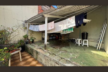 Casa à venda com 200m², 3 quartos e 2 vagasQuintal
