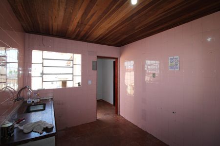 Casa à venda com 251m², 5 quartos e 1 vagaCasa 2 - Cozinha