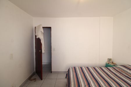 Casa à venda com 251m², 5 quartos e 1 vagaQuarto 2