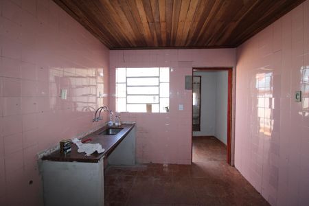 Casa à venda com 251m², 5 quartos e 1 vagaCasa 2 - Cozinha