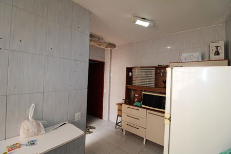 Casa à venda com 251m², 5 quartos e 1 vagaSala/Cozinha