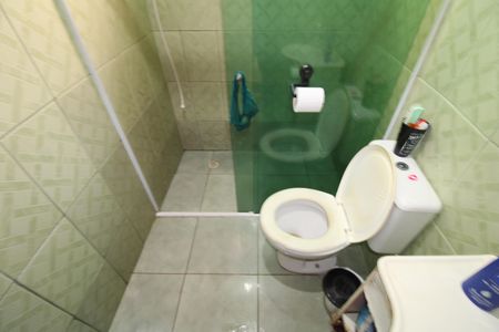 Casa à venda com 251m², 5 quartos e 1 vagaBanheiro Social