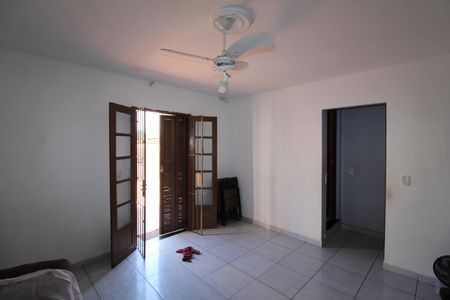 Casa à venda com 251m², 5 quartos e 1 vagaQuarto 3