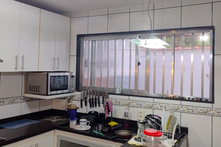 Casa de condomínio à venda com 67m², 2 quartos e 1 vaga Casa de condomínio à venda com 67m², 2 quartos e 1 vagaCozinha