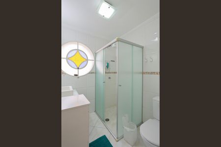 Casa à venda com 235m², 3 quartos e 3 vagasBanheiro da suíte 1