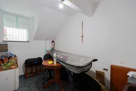 Casa à venda com 235m², 3 quartos e 3 vagasQuarto de serviço