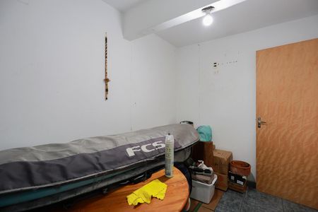 Casa à venda com 235m², 3 quartos e 3 vagasQuarto de serviço