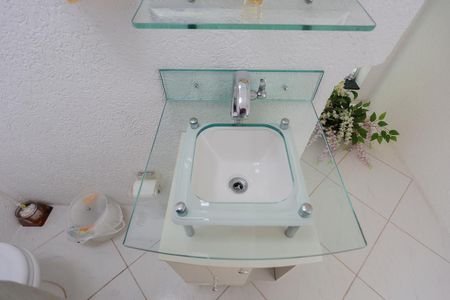 Casa à venda com 235m², 3 quartos e 3 vagasLavabo