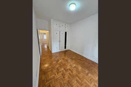 Apartamento à venda com 122m², 3 quartos e 1 vagaFoto 32