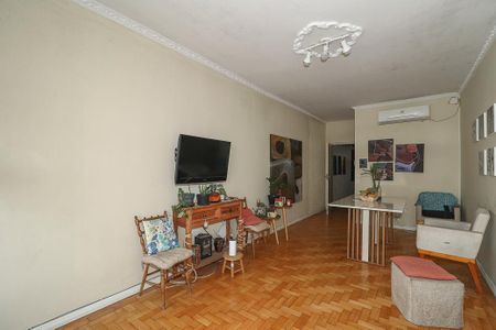 Apartamento à venda com 130m², 3 quartos e sem vagaSala