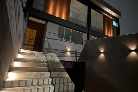 Casa à venda com 260m², 3 quartos e 7 vagasFoto 01