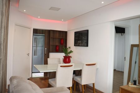 Sala de apartamento para alugar com 2 quartos, 54m² em Granja Viana, Cotia