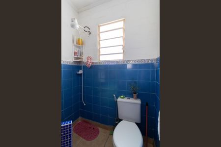 Casa à venda com 300m², 6 quartos e 4 vagas Casa à venda com 300m², 6 quartos e 4 vagasBanheiro Social