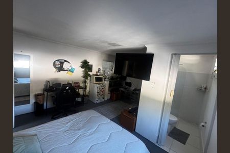 Casa à venda com 300m², 6 quartos e 4 vagas Casa à venda com 300m², 6 quartos e 4 vagasQuarto 1
