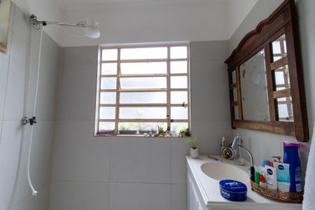 Casa à venda com 300m², 6 quartos e 4 vagas Casa à venda com 300m², 6 quartos e 4 vagasBanheiro da Suíte 2