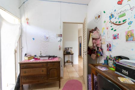 Casa à venda com 300m², 6 quartos e 4 vagas Casa à venda com 300m², 6 quartos e 4 vagasQuarto 3