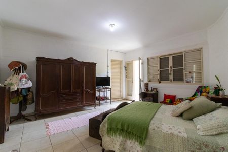 Casa à venda com 300m², 6 quartos e 4 vagas Casa à venda com 300m², 6 quartos e 4 vagasSuíte 2