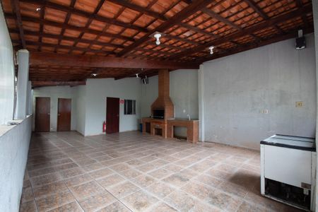 Apartamento à venda com 47m², 2 quartos e 1 vaga Apartamento à venda com 47m², 2 quartos e 1 vagaÁrea comum - Salão de festas