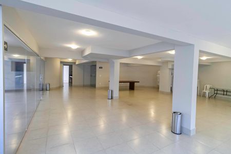 Apartamento para alugar com 76m², 3 quartos e 2 vagas Apartamento para alugar com 76m², 3 quartos e 2 vagasÁrea comum - Salão de festas