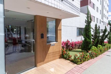 Apartamento para alugar com 76m², 3 quartos e 2 vagas Apartamento para alugar com 76m², 3 quartos e 2 vagasFachada