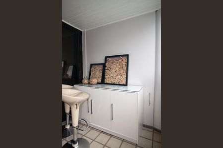 Apartamento para alugar com 71m², 2 quartos e 2 vagasVaranda