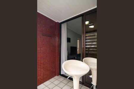 Apartamento para alugar com 71m², 2 quartos e 2 vagasVaranda