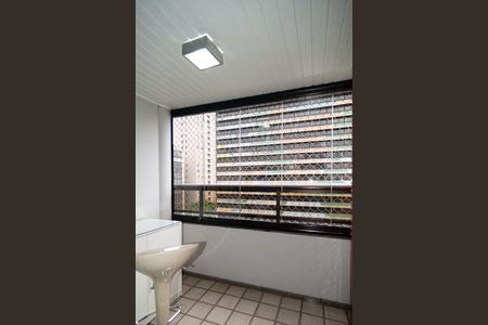 Apartamento para alugar com 71m², 2 quartos e 2 vagasVaranda