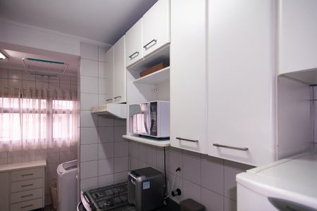 Apartamento para alugar com 71m², 2 quartos e 2 vagasCozinha
