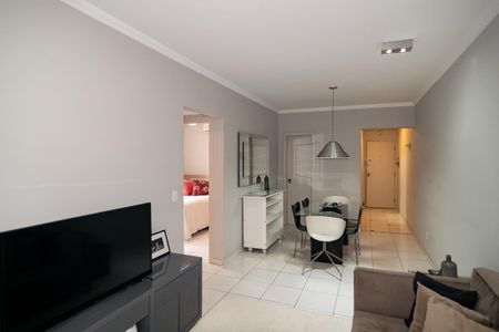 Sala de apartamento à venda com 2 quartos, 71m² em Bela Vista, São Paulo