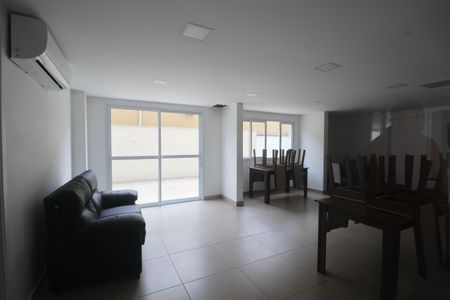 Apartamento para alugar com 55m², 2 quartos e 1 vagaÁrea comum
