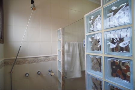 Casa à venda com 250m², 4 quartos e 3 vagasBanheiro 1