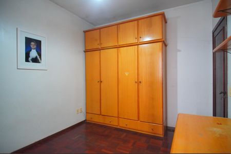 Casa à venda com 250m², 4 quartos e 3 vagasQuarto 2