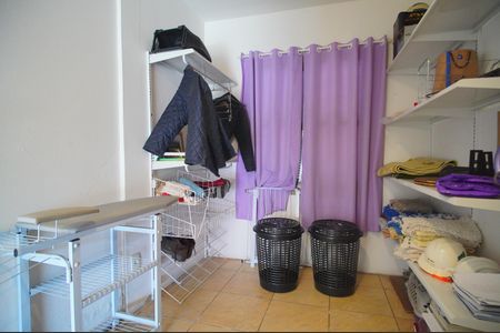 Casa à venda com 250m², 4 quartos e 3 vagasQuarto de Serviço