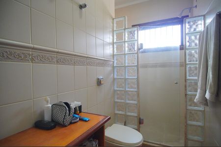 Casa à venda com 250m², 4 quartos e 3 vagasBanheiro da Suíte