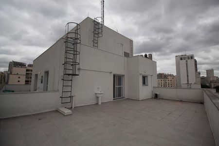 Studio para alugar com 25m², 1 quarto e sem vaga Studio para alugar com 25m², 1 quarto e sem vagaQuintal