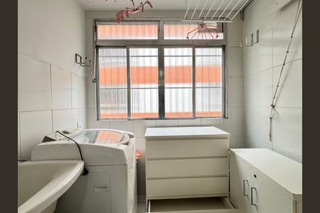 Apartamento para alugar com 90m², 3 quartos e 1 vagaÁrea de Serviço