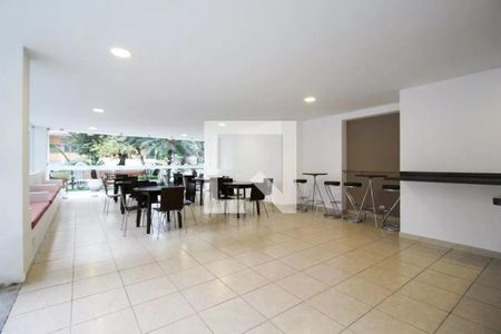 Apartamento para alugar com 90m², 3 quartos e 1 vagaÁrea comum - Salão de festas