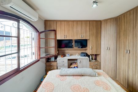 Casa à venda com 350m², 4 quartos e 2 vagas Casa à venda com 350m², 4 quartos e 2 vagasSuíte 1