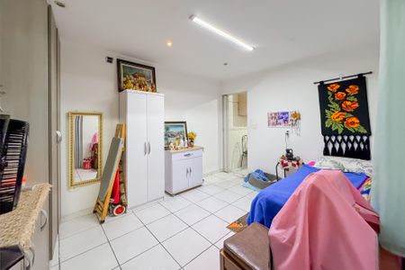 Casa à venda com 350m², 4 quartos e 2 vagas Casa à venda com 350m², 4 quartos e 2 vagasSuíte 2