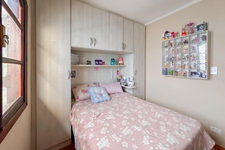 Casa à venda com 350m², 4 quartos e 2 vagas Casa à venda com 350m², 4 quartos e 2 vagasQuarto 1