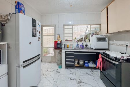 Casa à venda com 350m², 4 quartos e 2 vagas Casa à venda com 350m², 4 quartos e 2 vagasCozinha