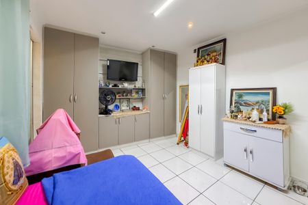 Casa à venda com 350m², 4 quartos e 2 vagas Casa à venda com 350m², 4 quartos e 2 vagasSuíte 2