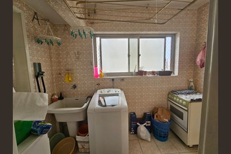 Apartamento à venda com 130m², 3 quartos e 1 vaga Apartamento à venda com 130m², 3 quartos e 1 vagaÁrea de Serviço