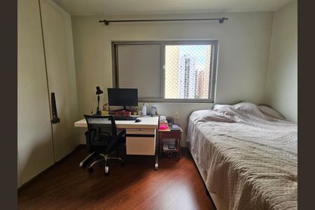 Apartamento à venda com 130m², 3 quartos e 1 vaga Apartamento à venda com 130m², 3 quartos e 1 vagaSuíte