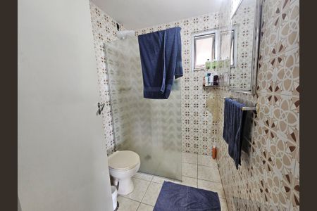 Apartamento à venda com 130m², 3 quartos e 1 vaga Apartamento à venda com 130m², 3 quartos e 1 vagaBanheiro