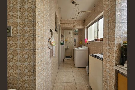 Apartamento à venda com 130m², 3 quartos e 1 vaga Apartamento à venda com 130m², 3 quartos e 1 vagaÁrea de Serviço